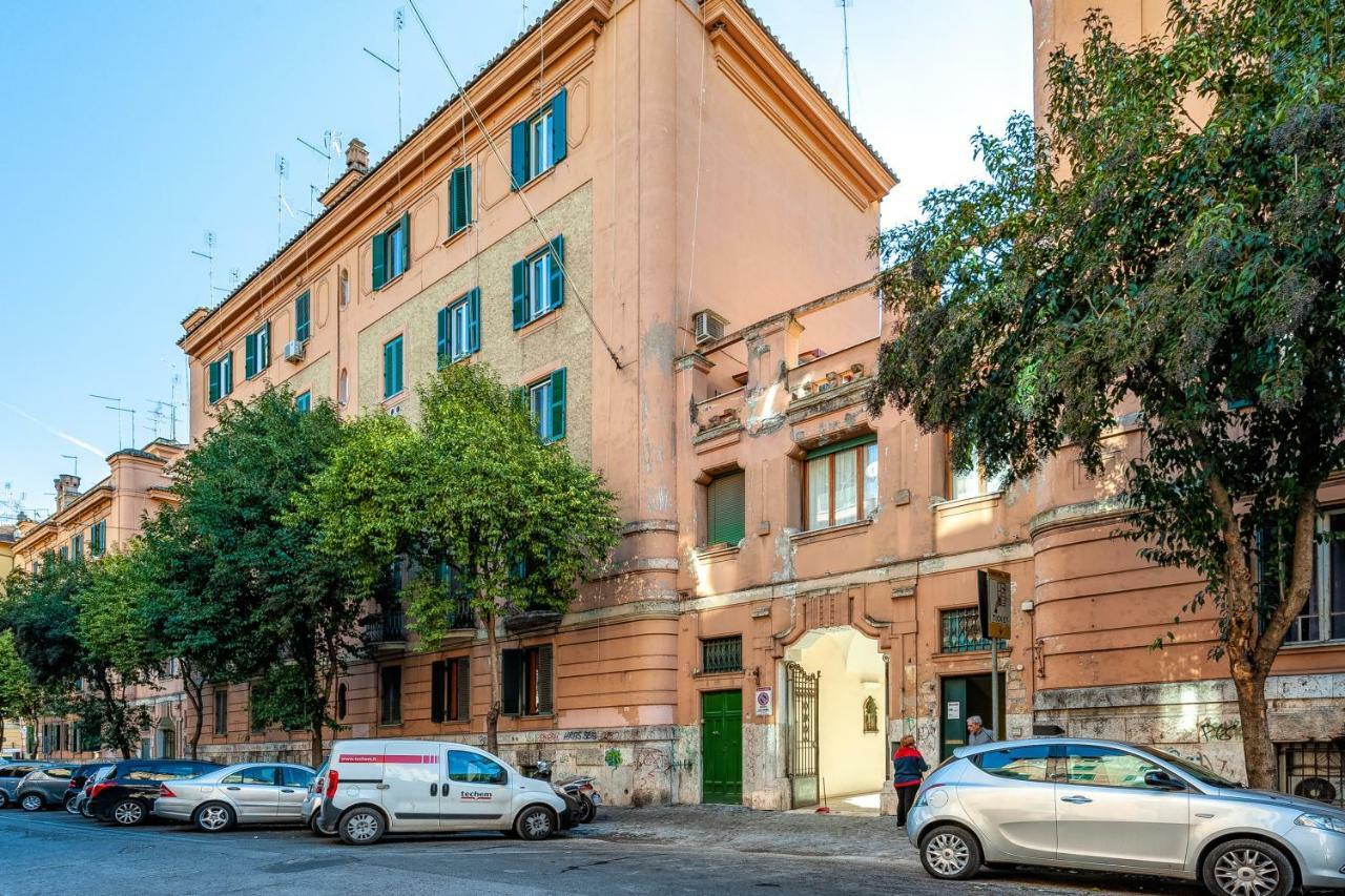 Vatican Caracciolo Rome Luaran gambar